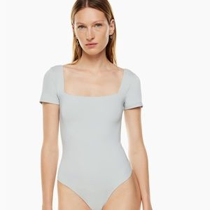 Aritzia Babaton Squareneck Bodysuit